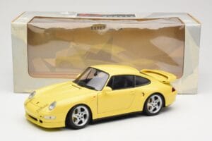 Porsche 911 993 Turbo S Kollane UT Models 1:18 27836 Metall - pilt 8/8