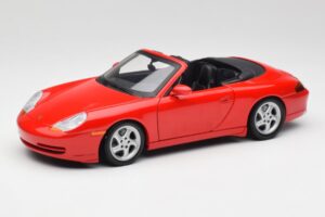 Porsche 911 996 Kabriolett Punane Gate 1:18 1051 Metall