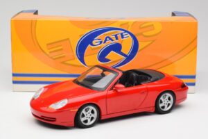 Porsche 911 996 Kabriolett Punane Gate 1:18 1051 Metall - pilt 8/8