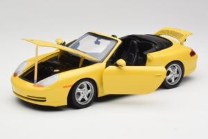 Porsche 911 996 Kabriolett Speed Kollane UT Models 1:18 27906 Metall - pilt 2/8