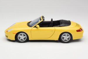 Porsche 911 996 Kabriolett Speed Kollane UT Models 1:18 27906 Metall - pilt 4/8