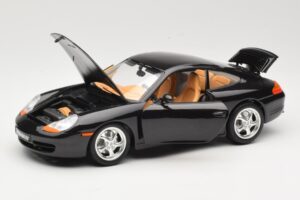 Porsche 911 996 Carrera Must Bburago 1:18 3385-M2 Metall - pilt 2/8