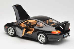 Porsche 911 996 Carrera Must Bburago 1:18 3385-M2 Metall - pilt 5/8