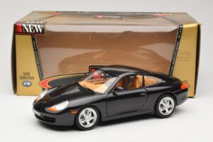 Porsche 911 996 Carrera Must Bburago 1:18 3385-M2 Metall - pilt 8/8