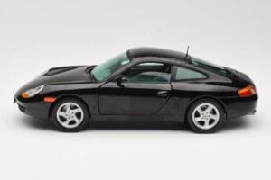 Porsche 911 996 Carrera Must Sun Star 1:18 1202 Metall - pilt 4/8