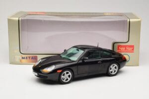 Porsche 911 996 Carrera Must Sun Star 1:18 1202 Metall - pilt 8/8