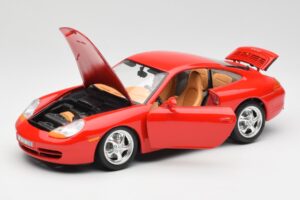 Porsche 911 996 Carrera Punane Bburago 1:18 3385 Metall - pilt 2/8