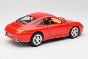 Porsche 911 996 Carrera Punane Bburago 1:18 3385 Metall - pilt 3/8