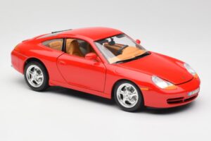 Porsche 911 996 Carrera Punane Bburago 1:18 3385 Metall - pilt 6/8
