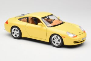 Porsche 911 996 Carrera Kollane Bburago 1:18 30085-M1 Metall - pilt 6/8