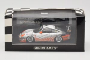 Porsche 911 996 GT3 Cup Mobil 1 #1 VIP Car 2004 Minichamps 1:43 WAP02012115-R1 Metall - pilt 4/4