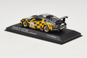 Porsche 911 996 GT3 RS #83 Rosa / Babini 24 Hours of Le Mans 2001 Minichamps 1:43 400016983 Metall - pilt 3/4