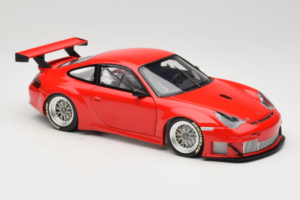 Porsche 911 996 GT3 RSR FIA GT 2004 Punane Minichamps 1:18 100046400 Metall - pilt 6/8