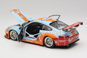Porsche 911 996 GT3 RSR #73 Y. Lambert / C. Lefort / R. Iannetta 24 Hours of Le Mans 2006 Minichamps 1:18 100066473 Metall - pilt 5/8