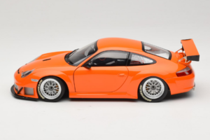 Porsche 911 996 GT3 RSR Oranž ALMS 2004 Minichamps 1:18 100046402 Metall - pilt 4/8
