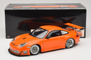Porsche 911 996 GT3 RSR Oranž ALMS 2004 Minichamps 1:18 100046402 Metall - pilt 8/8