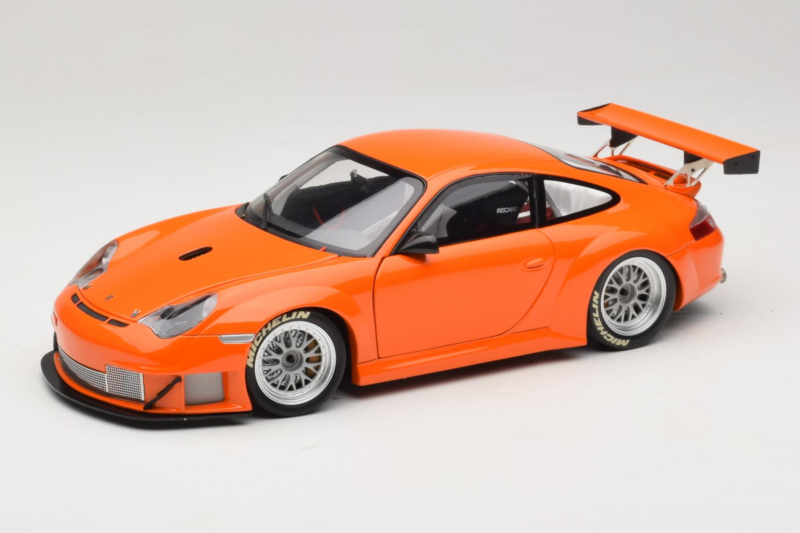 Porsche 911 996 GT3 RSR Oranž ALMS 2004 Minichamps 1:18 100046402 Metall