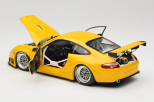 Porsche 911 996 GT3 RSR Yello ALMS 2004 Minichamps 1:18 100046401 Metall - pilt 5/8