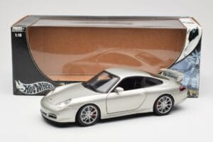 Porsche 911 996 GT3 Hõbedane Hot Wheels 1:18 C2590 Metall - pilt 8/8
