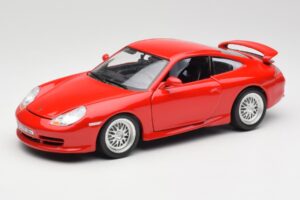 Porsche 911 996 GT3 Strasse Punane Bburago 1:18 30395 Metall