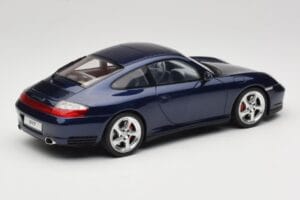 Porsche 911 996.2 Carrera 4S Tumesinine GT Spirit 1:18 GT938 Vaik - pilt 2/6