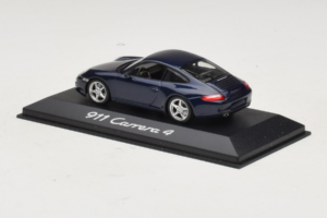 Porsche 911 997 Carrera 4 Dark Blue Metallic Minichamps 1:43 WAP02010016 Metall - pilt 2/3