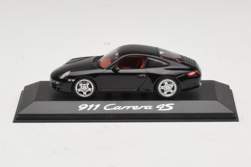 Porsche 911 997 Carrera 4S Must Minichamps 1:43 Porsche 911 997 Carrera 4S Must Minichamps 1:43 WAP02010116 Metall