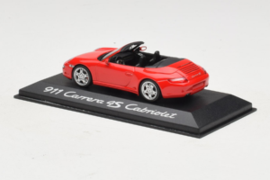 Porsche 911 997 Carrera 4S Kabriolett Punane Minichamps 1:43 WAP02015316 Metall - pilt 3/5
