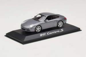 Porsche 911 997 Carrera S Grey Metallic Minichamps 1:43 WAP02011615-P1 Metall - pilt 2/4