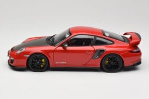 Porsche 911 997 GT2 RS Punane Mustade Velgedega Minichamps 1:18 100069407 Metall - pilt 4/8