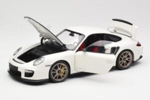 Porsche 911 997 GT2 RS Valge Minichamps 1:18 100069400 Metall - pilt 2/8