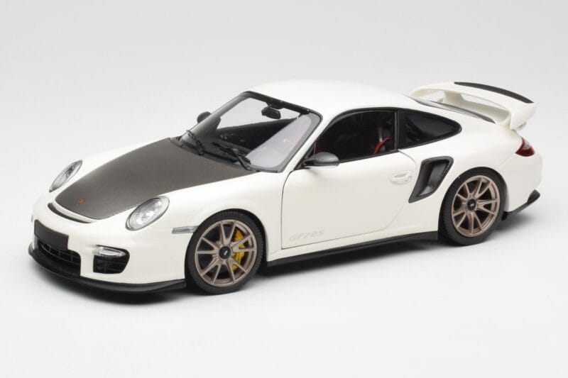 Porsche 911 997 GT2 RS Valge Minichamps 1:18 100069400 Metall