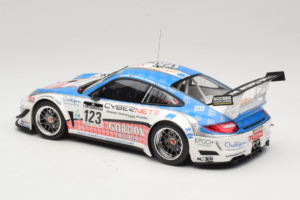 Porsche 911 997 GT3 R #123 Muhlner Motorsport E. Fumal / E. Thiry 24 Hours of Spa 2011 Minichamps 1:18 151118923 Metall - pilt 5/6