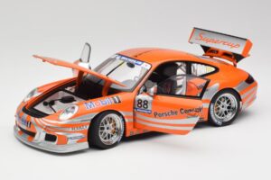 Porsche 911 997 GT3 R #88 Porsche Consulting 2005 AUTOart 1:18 77821 Metall - pilt 2/8