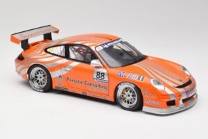 Porsche 911 997 GT3 R #88 Porsche Consulting 2005 AUTOart 1:18 77821 Metall - pilt 6/8