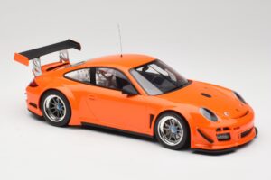 Porsche 911 997 GT3 R Street Oranž Minichamps 1:18 151108901 Metall - pilt 4/6