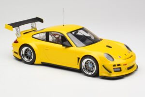Porsche 911 997 GT3 R Street Racing Kollane Minichamps 1:18 151108902 Metall - pilt 4/6
