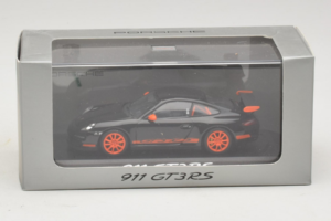 Porsche 911 997 GT3 RS Must Oranž Minichamps 1:43 WAP02012817 Metall - pilt 4/4