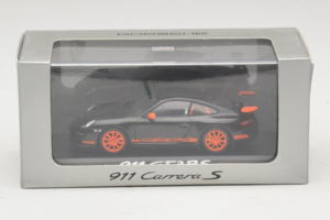 Porsche 911 997 GT3 RS Must Oranž Minichamps 1:43 WAP02012817-R1 Metall - pilt 4/4