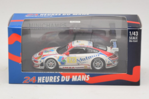 Porsche 911 997 GT3 RSR #76 R. Narac / P. Long / P. Pilet 24 Hours of Le Mans 2009 Minichamps 1:43 400096976 Metall - pilt 3/3