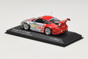 Porsche 911 997 GT3 RSR #80 J. Bergmeister / S. Neiman / D. Law 24 Hours of Le Mans 2009 Minichamps 1:43 400096980 Metall - pilt 3/4
