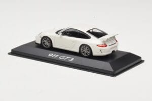 Porsche 911 997 GT3 Valge Minichamps 1:43 WAP0202080C Metall - pilt 3/4