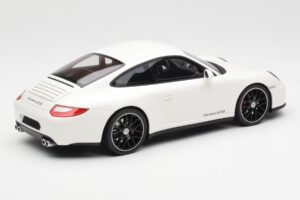 Porsche 911 997 GTS Valge GT Spirit 1:18 GT287 Vaik - pilt 2/6