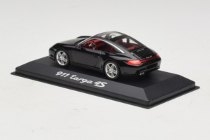 Porsche 911 997 Targa 4S Must Minichamps 1:43 WAP02002518 Metall - pilt 3/4