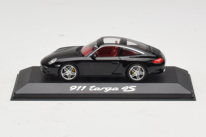 Porsche 911 997 Targa 4S Must Minichamps 1:43 WAP02002518 Metall