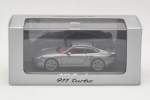 Porsche 911 997 Turbo Anthracite Grey Minichamps 1:43 WAP0200010A Metall - pilt 4/4