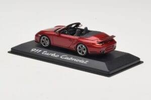 Porsche 911 997 Turbo Kabriolett Punane Minichamps 1:43 WAP0200130A Metall - pilt 3/4