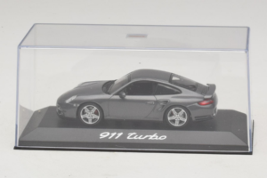 Porsche 911 997 Turbo Grey Metallic Minichamps 1:43 WAP02013016 Metall - pilt 4/5