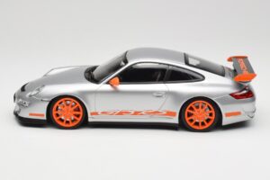 Porsche 911 997.1 GT3 RS Hõbedane Oranžide Velgedega Minichamps 1:18 155062120 Metall - pilt 3/6