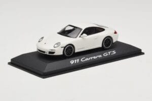 Porsche 911 997.2 Carrera GTS Valge Minichamps 1:43 WAP0200200B Metall - pilt 2/4